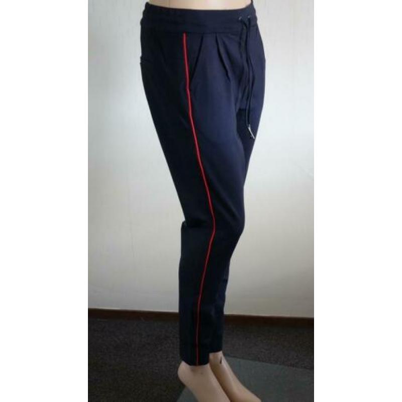 nieuwe donkerblauwe VERO MODA broek met rood