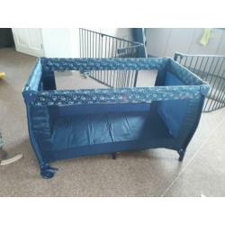 Campingbedje inclusief matras