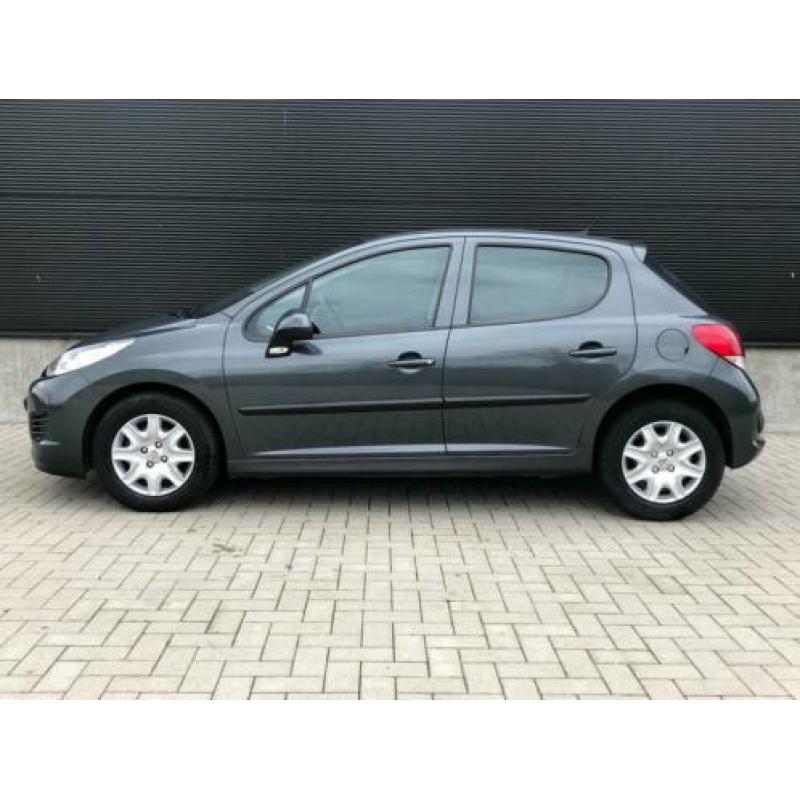 Peugeot 207 1.4 VTI 5DRS Airco Cruise NL-auto 67dkm