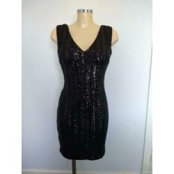 Chique Jurk met open diepe v-rug Mt. 40 ZGAN!