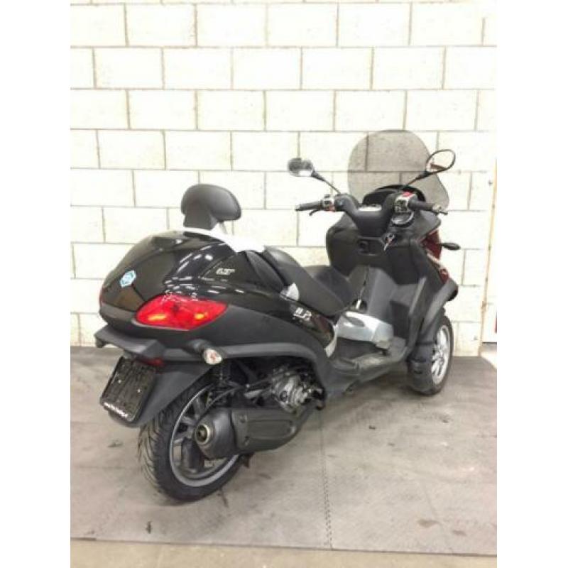 Piaggio mp3 300 lt 2011 autorijbewijs 1 mnd garantie