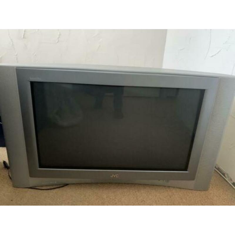 JVC breedbeeld tv groot formaat 90 cm diameter.