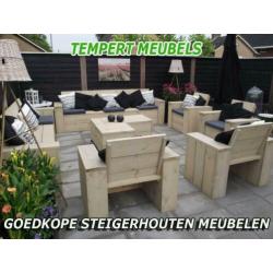 Strakke Loungebank / Robuuste uitstraling / Steigerhout.