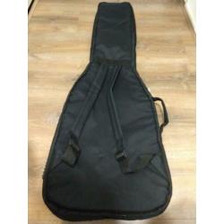 Een bas gigbag ofwel draagtas voor basgitaar
