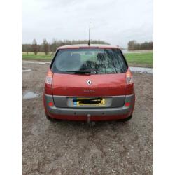 Renault Megane Scenic 2.0 16V 99KW Autcom Euro4 2004 Rood