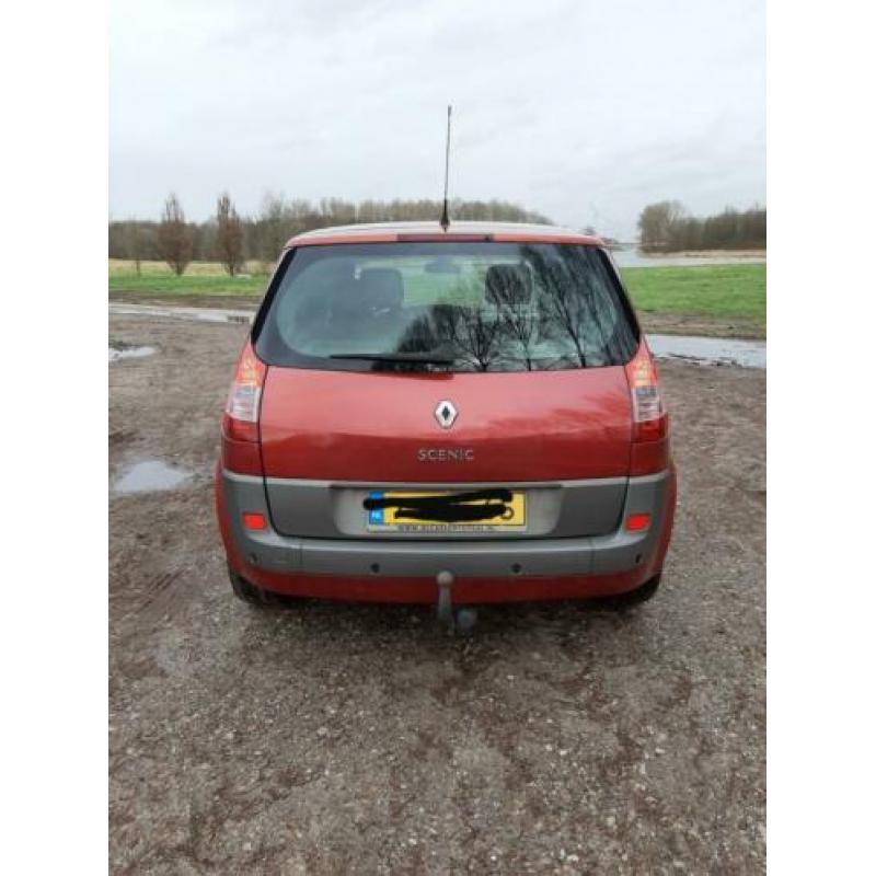 Renault Megane Scenic 2.0 16V 99KW Autcom Euro4 2004 Rood