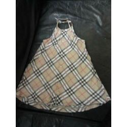 Lief kinderjurkje BURBERRY, maat 104