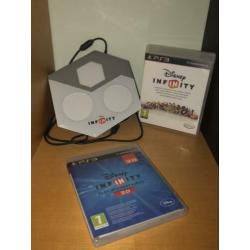 Disney Infinity 1.0 en 2.0 spel + poppen. Goed als nieuw.