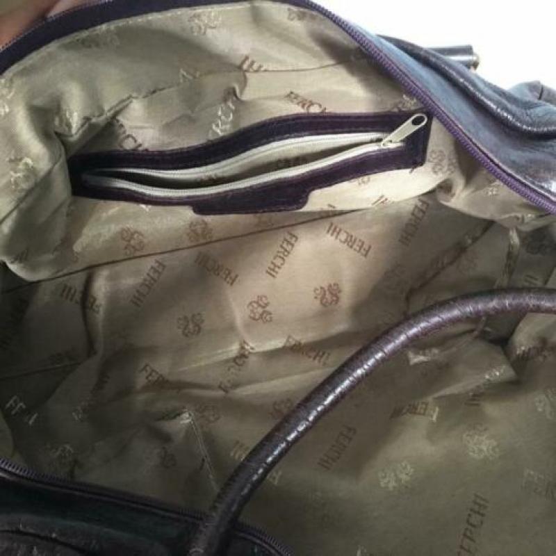 Yoli Ferchi leren donkerpaars schoudertas mooi model