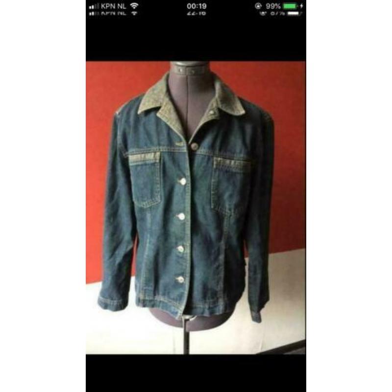 Soepel spijkerjasje blauw van Dutch Jeans maat 42. ZGAN