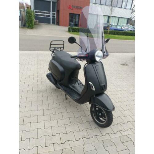 ??Vespa look snorscooter blauw kenteken met GARANTIE !!!