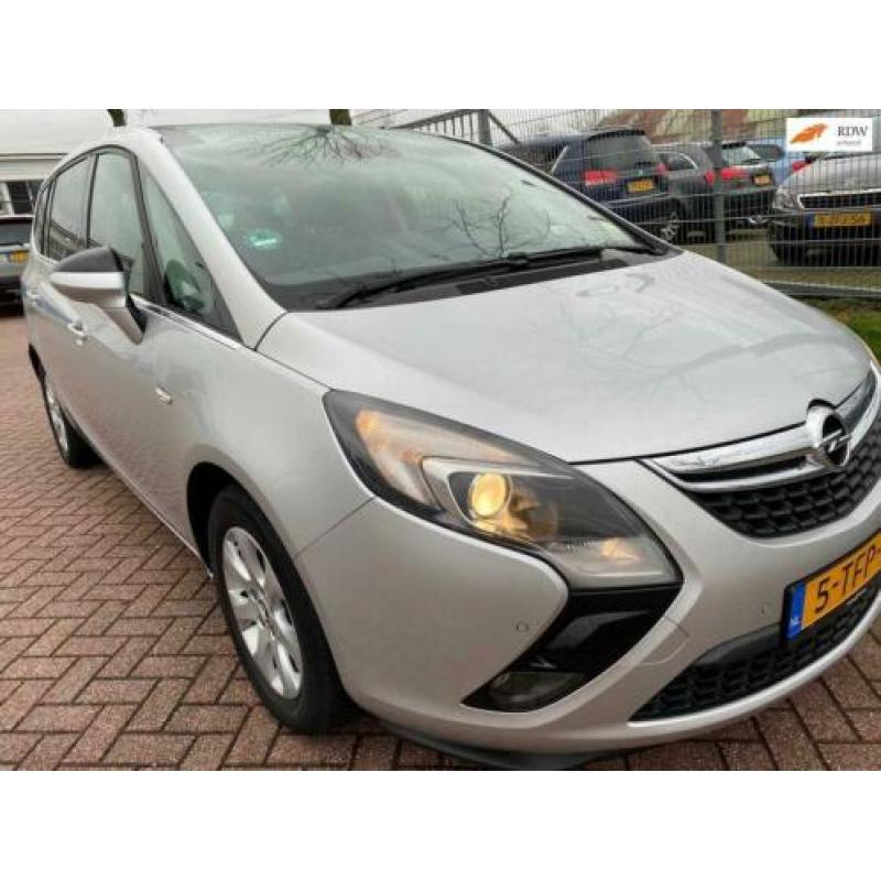 Opel Zafira Tourer 1.6 CDTI Business+