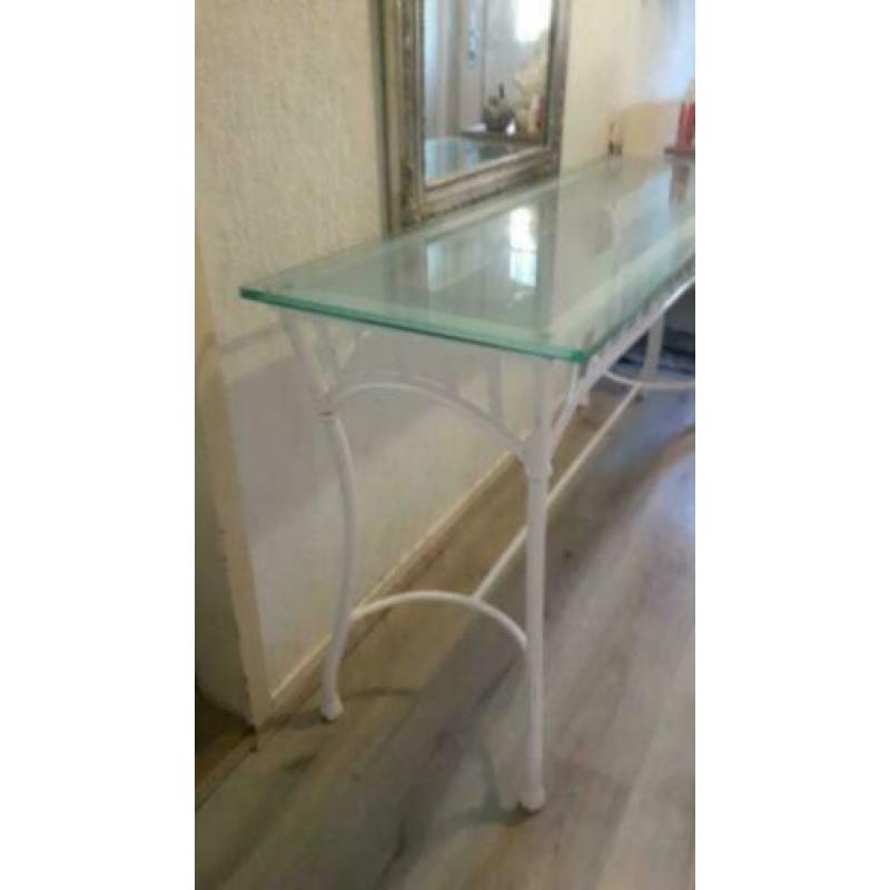 Smeedijzeren sidetable
