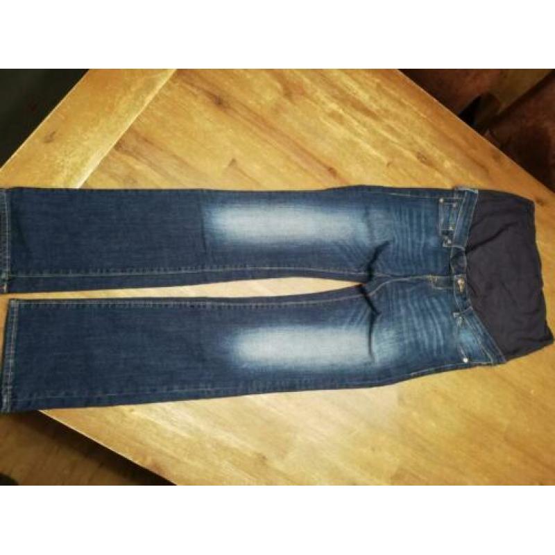 4 positie / zwangerschap shirts en jeans. Mt M / 38/40