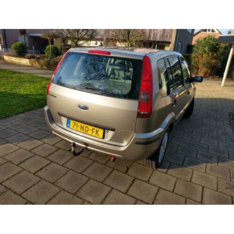 Ford Fusion 1.6, 07-2003, in uitstekende staat