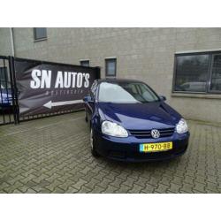 Volkswagen Golf 1.6 Trendline