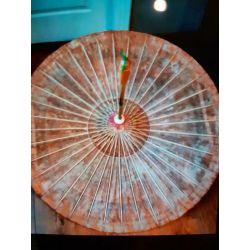 22 antieke parasols