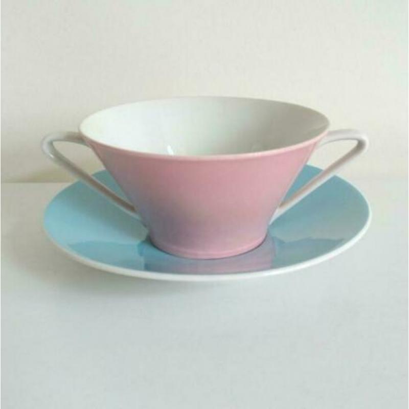 Vintage Daisy Lilien Porzellan soepkopjes servies