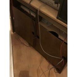 Lage Kast op wielen, met rolluiken - hout