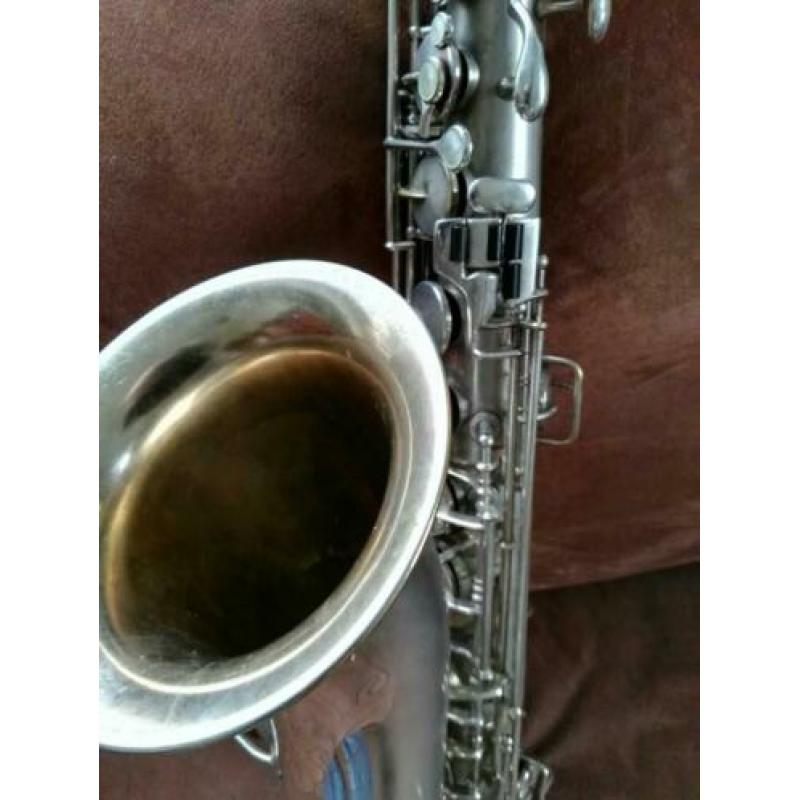 King tenor sax
