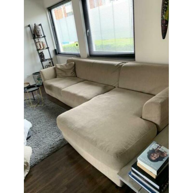 GRATIS OF TEGEN EEN KLEIN PRIJSJE loungebank plus loveseat