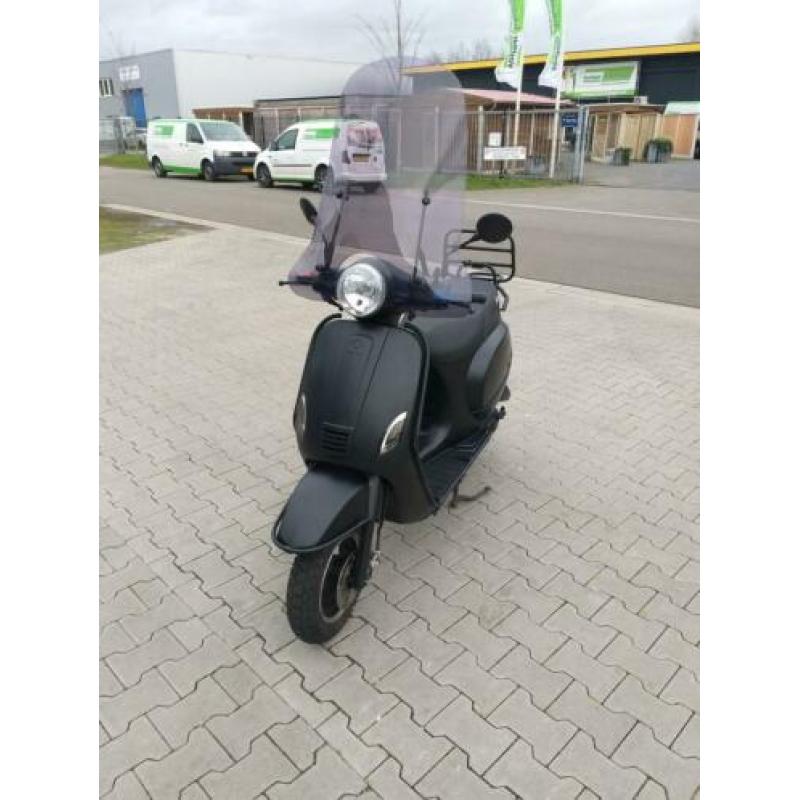 ??Vespa look snorscooter blauw kenteken met GARANTIE !!!