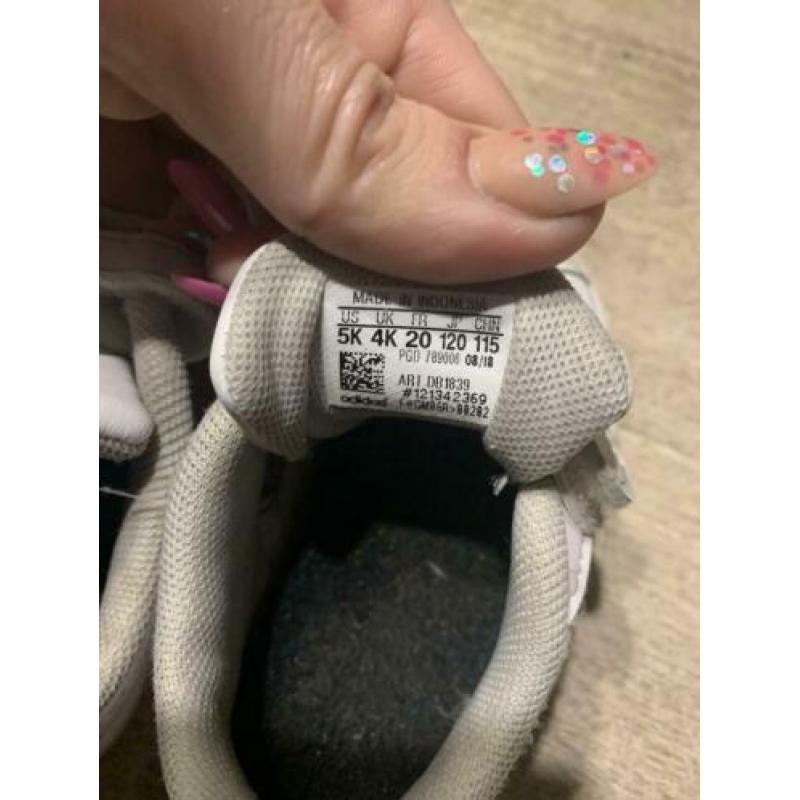 Adidas maat 20