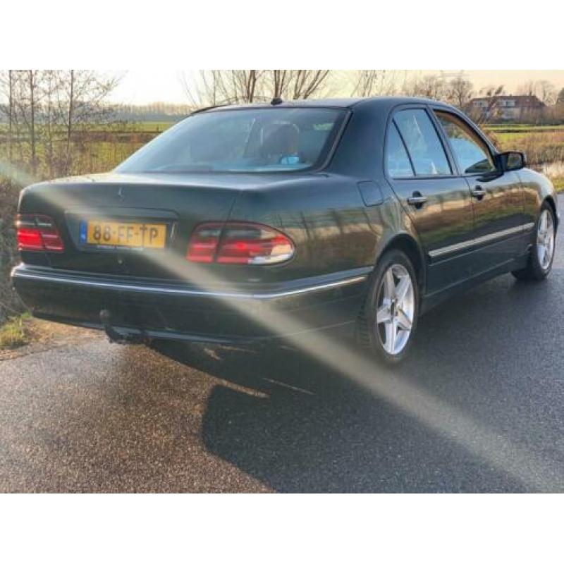 Mercedes-Benz E-klasse 430 Avantgarde AMG LEDER NAVI XENON S