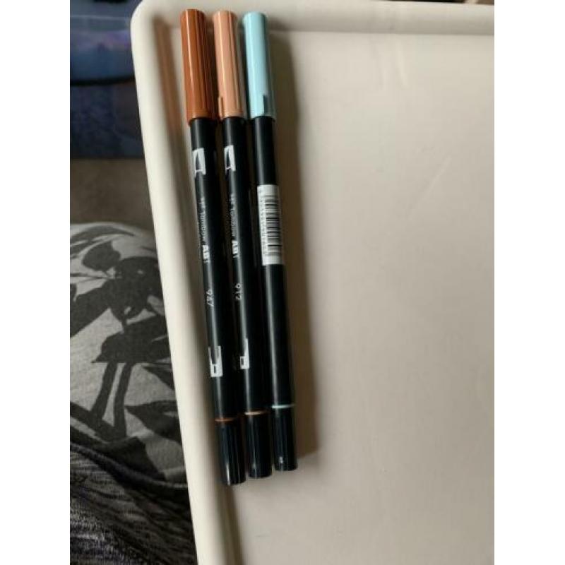 Brushpens (ecoline, tombow, zig)