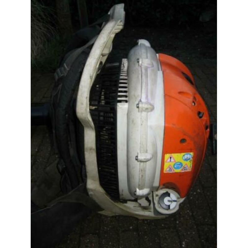 Stihl BR600 Bladblazer Ruggedragen Benzine 4-MIX