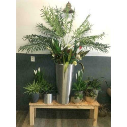 kunstbloemen en planten in pot / secound flowers