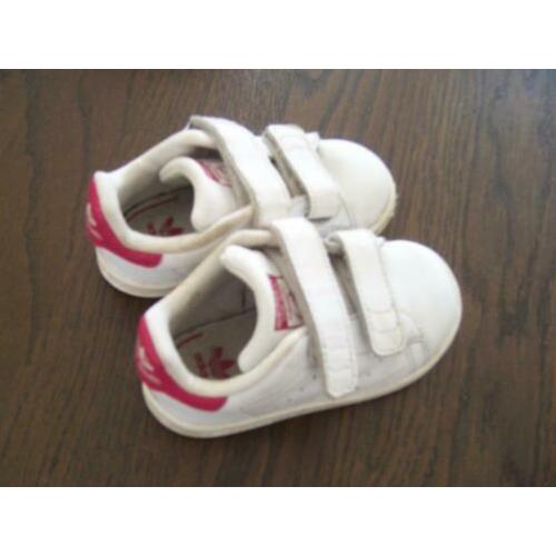 mooie sneakers / schoentjes van Adidas maat 21