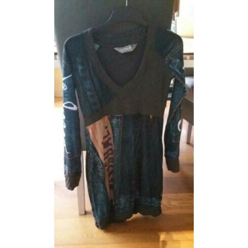 Mooie tuniek van het merk desigual maat xl