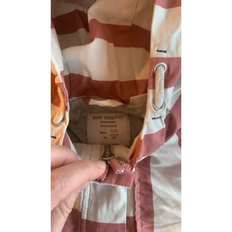 Leuke tussenjas Zara mt 98
