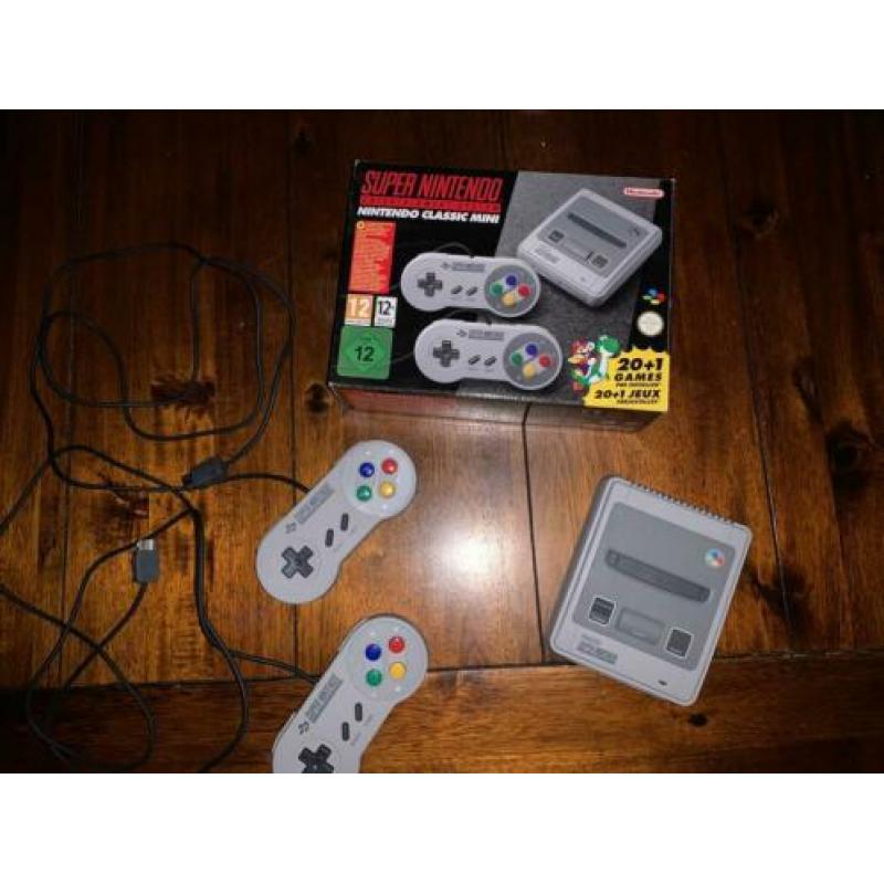 Super Nintendo mini, werkt perfect