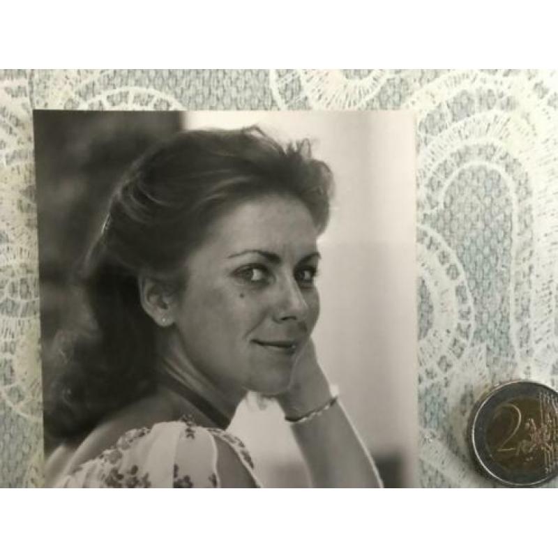 Foto gesigneerd Marjon Lambriks met handtekening Opera
