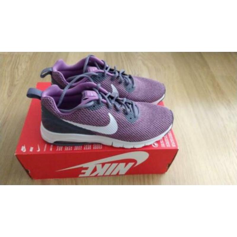 Nieuwe Nike AirMax maat 42