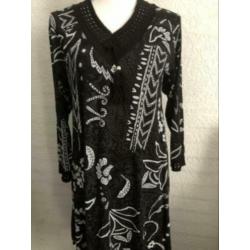 Maat l - zwarte tuniek met witte print