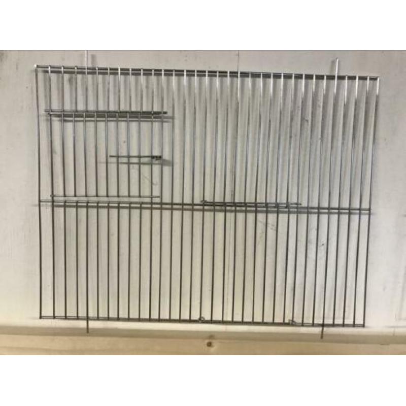 Te koop 800 losse voorfronten voor broedkooien