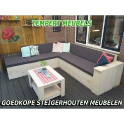 Strakke Loungebank / Robuuste uitstraling / Steigerhout.
