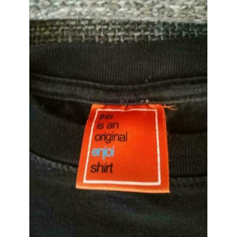 fun t-shirt the safety world is ENJOI zgan maat M