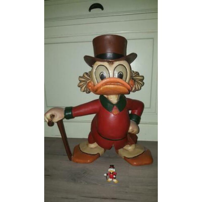 Oom Dagobert rijkste eend op aarde Disney Scrooge beeld
