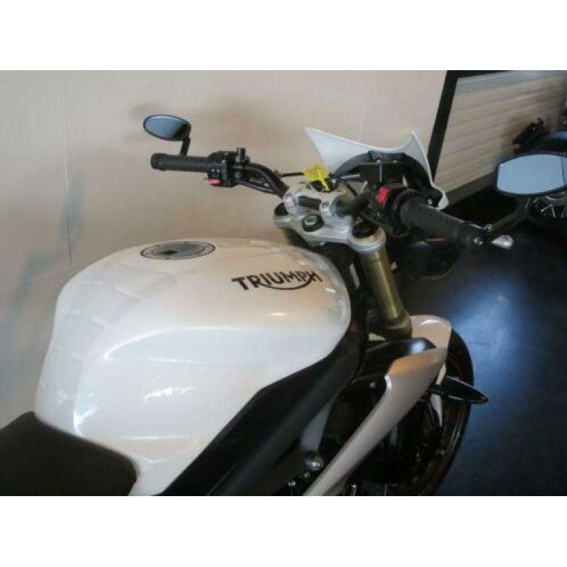 Triumph STREET TRIPLE 675 STREETTRIPLE ABS (bj 2016)