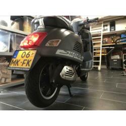 Vespa 300 gts