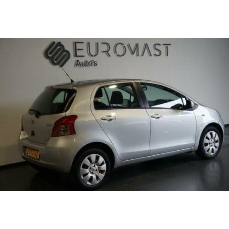 Toyota Yaris 1.3 VVTi Sol Airco/5Deurs/Nieuw Apk