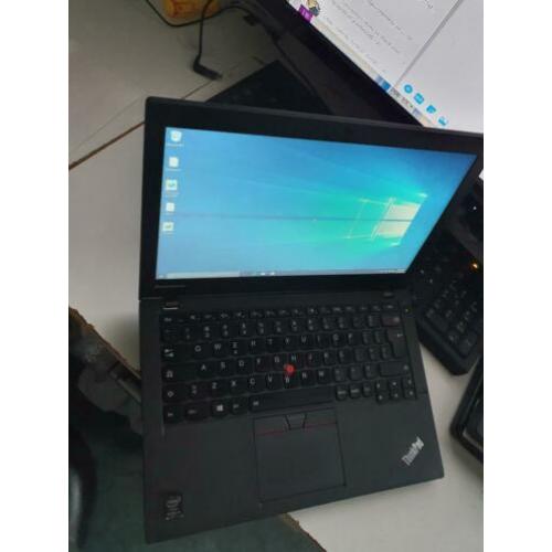 Lenovo X250 i5-5300U 3.2GHz/8GB/128GB SSD/USB3/HDMI