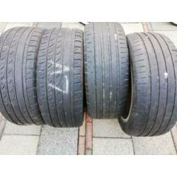 Te koop 17 inch velgen met banden
