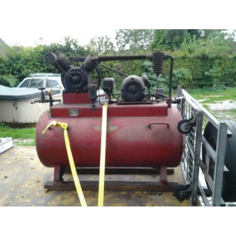 Te koop compressor De Backers..