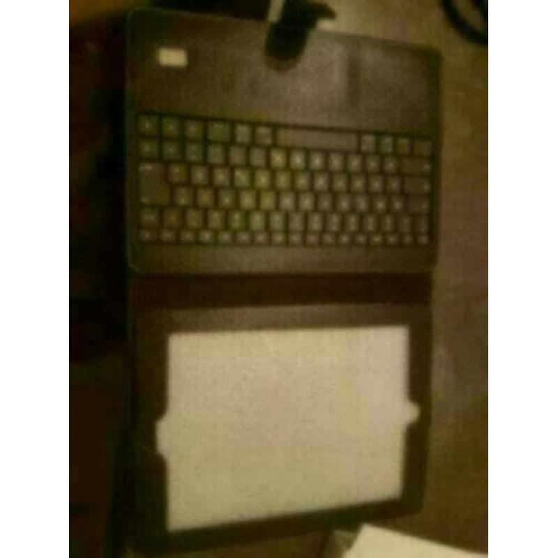Hoesje voor IPad 2 met bluetooth