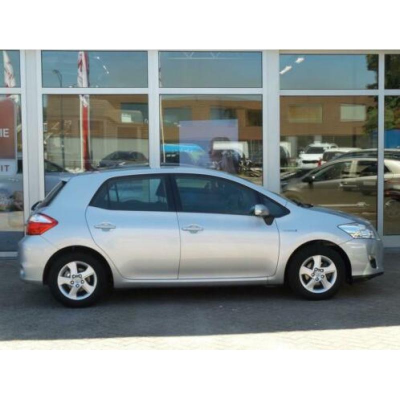 Toyota Auris 1.8 Full Hybrid Aspiration *NAVI/CLIMA/CRUISE*
